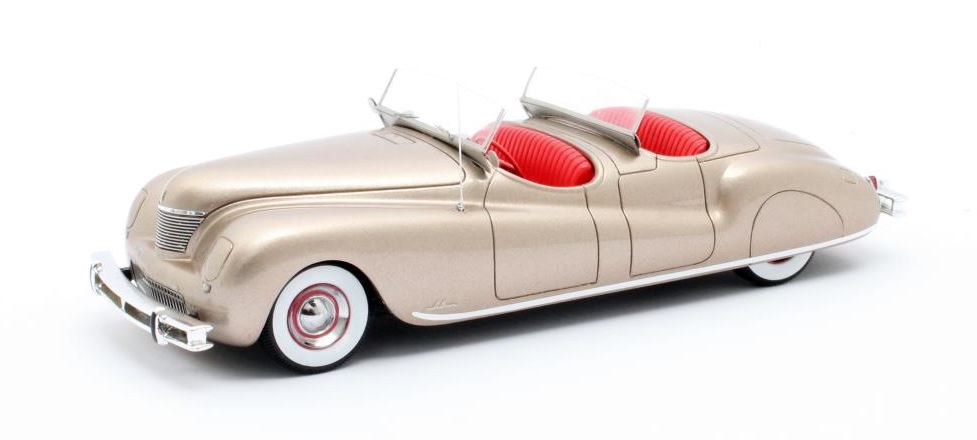 Chrysler Newport Pheaton 1941 Gold